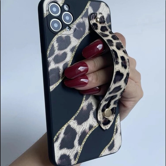 iPhone 8 Plus case - Picture 1 of 2